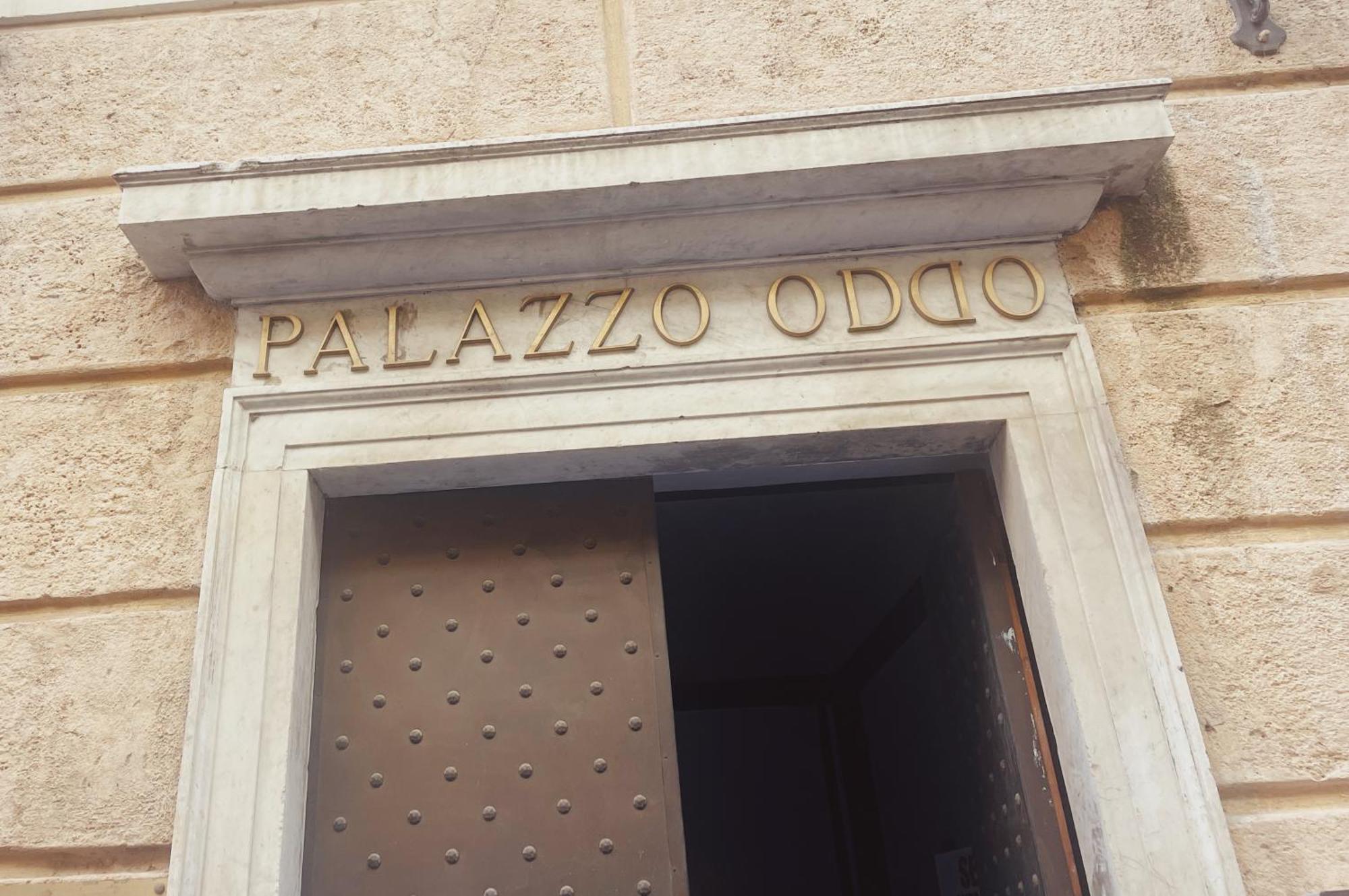 Palazzo Oddo Rental Rooms Альбенга Экстерьер фото