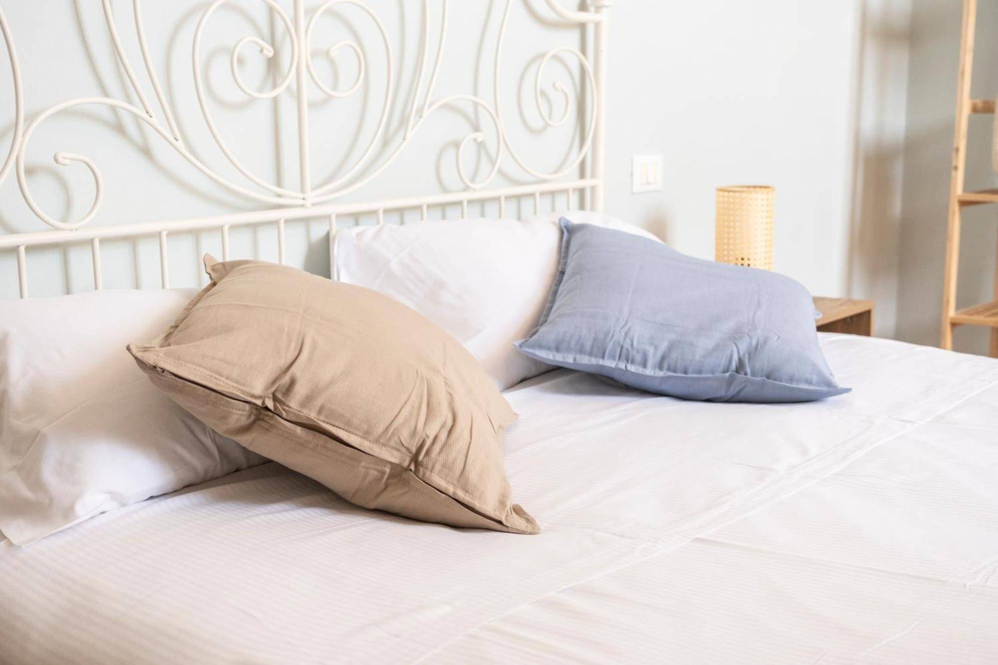 Palazzo Oddo Rental Rooms Альбенга Экстерьер фото